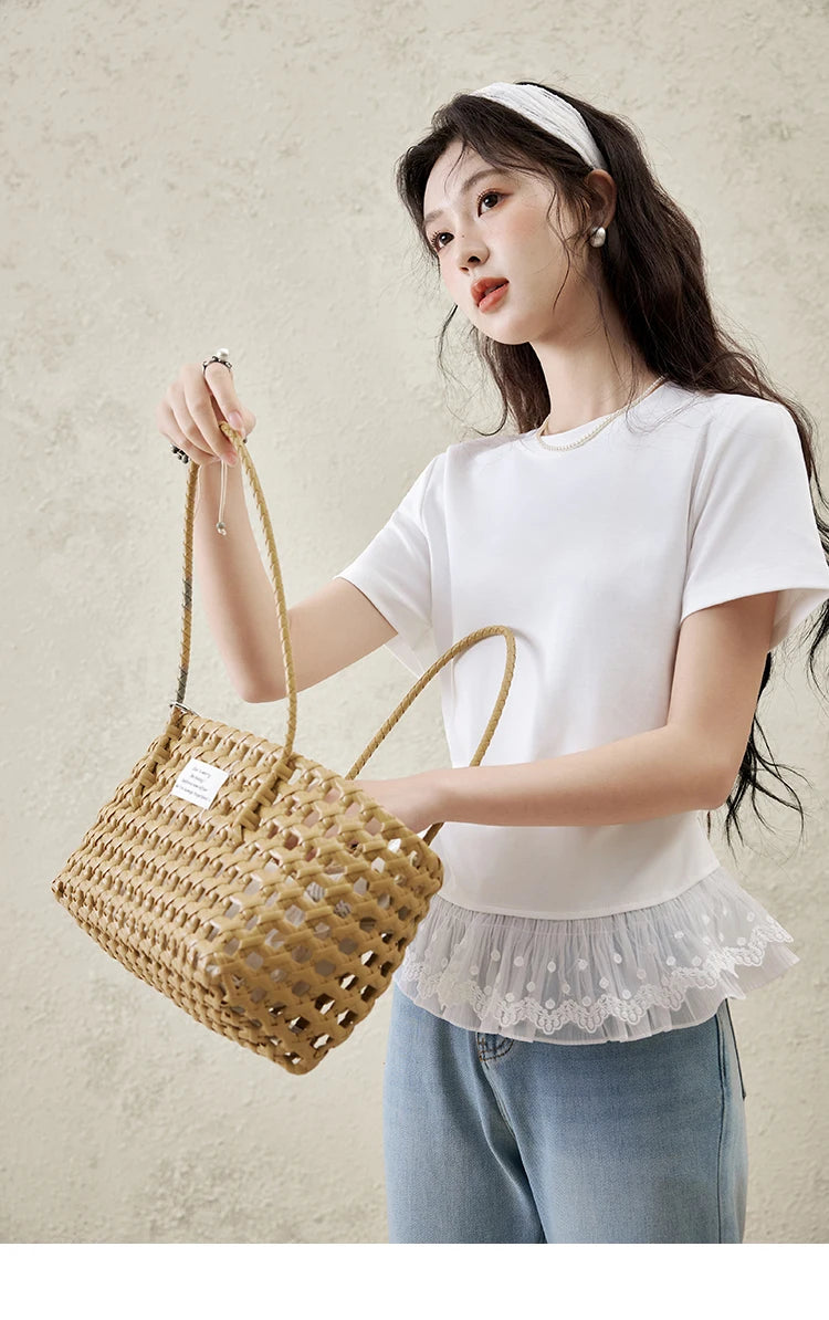 Mishow Lace Hem Splicing Round Neck Tee MXE31T0528