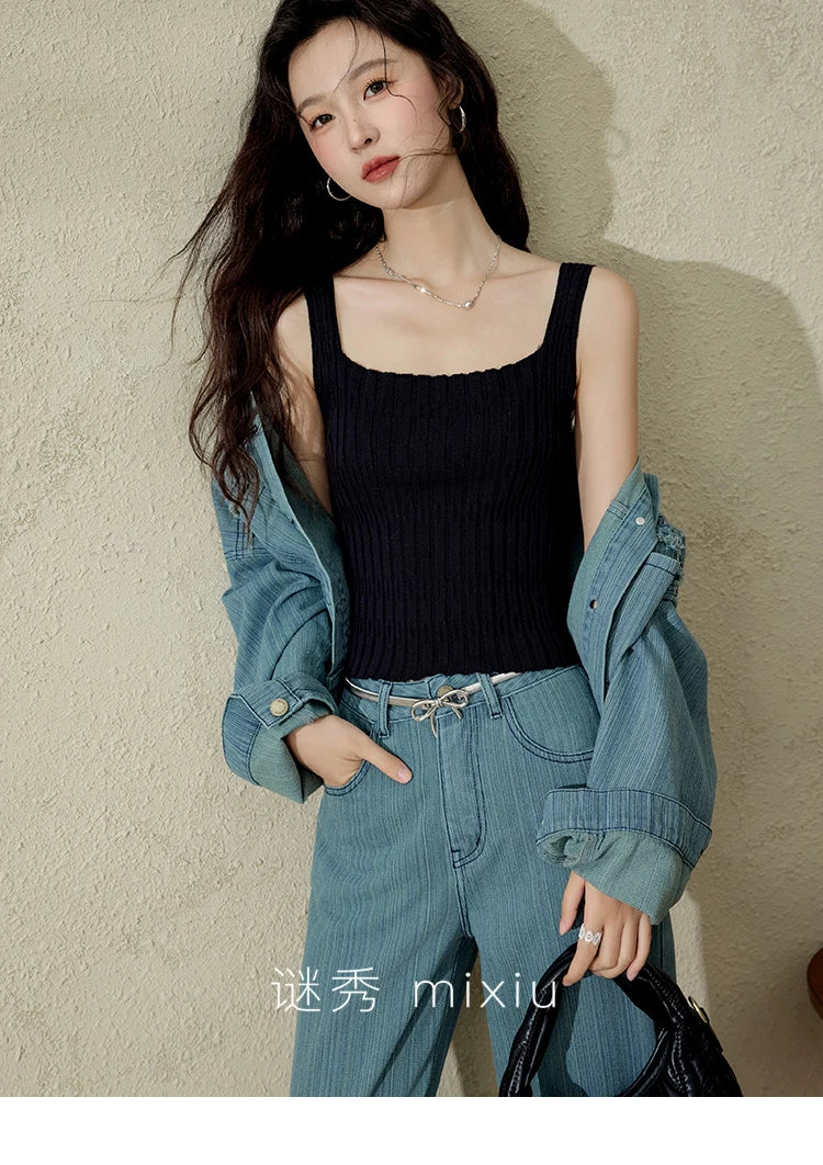 Mishow Embroidery Pockets Straight Leg Jeans MXE14K0870