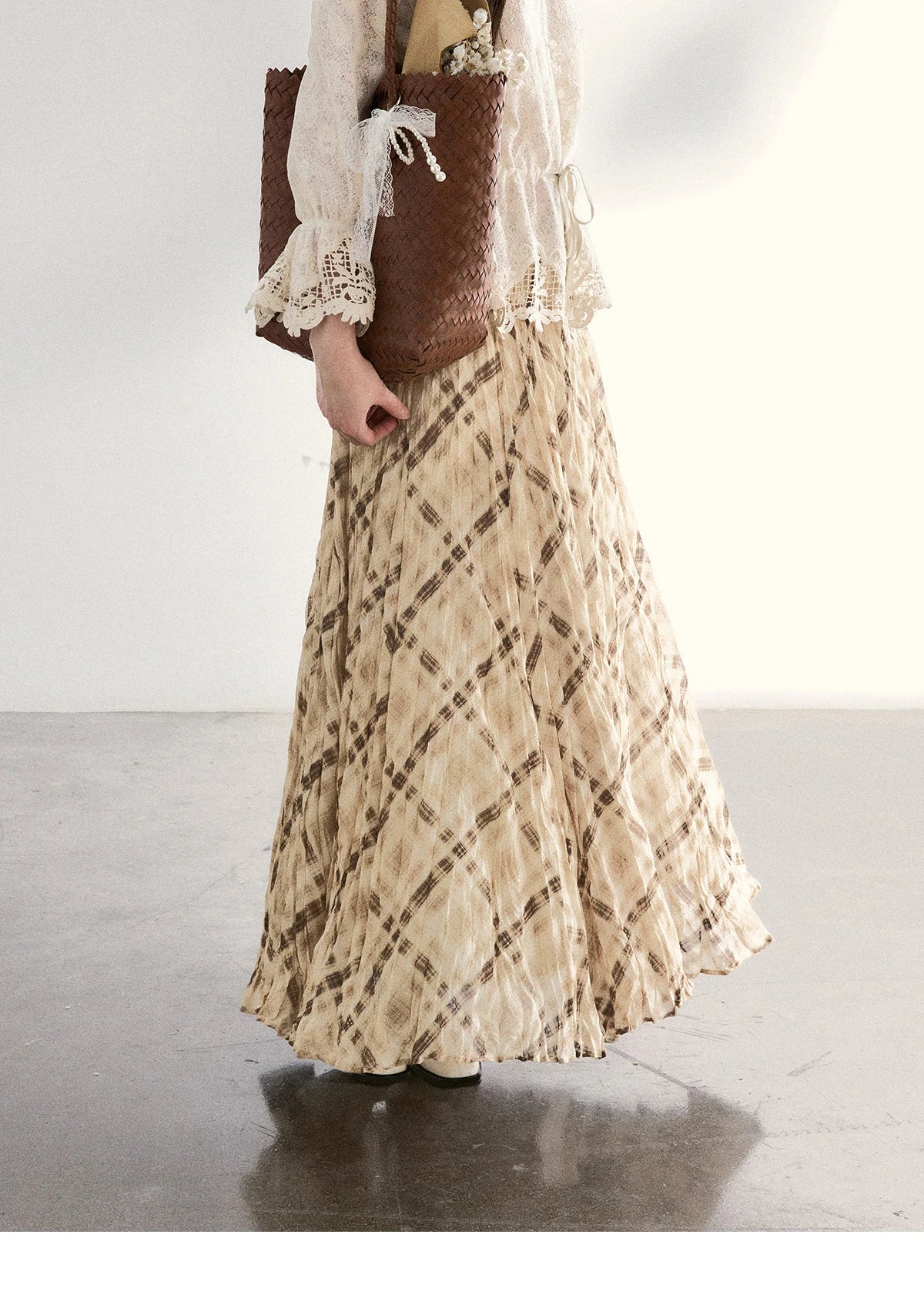MISHOW Beige Plaid Maxi Skirt High Waist Flowy Elastic MXF108B0769