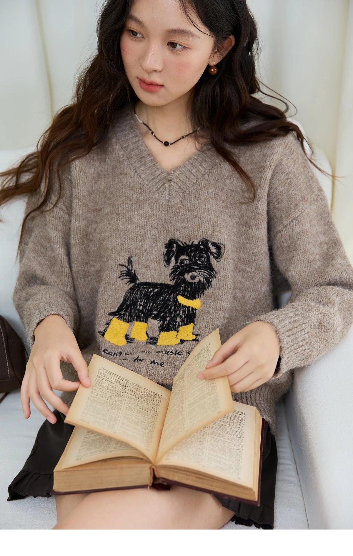 Mishow Puppy Embroidery V-Neck Loose Pullover MXE48Z2570