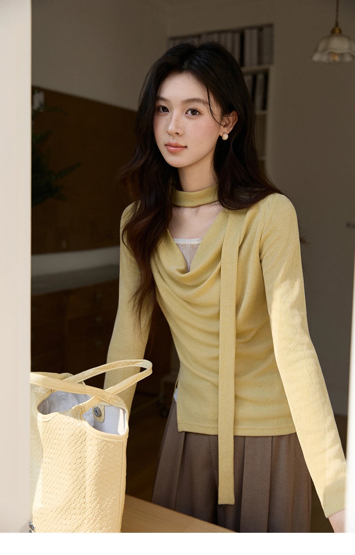 Mishow Yellow Lace Splicing Ribbon Collar Top MXF108Z1030