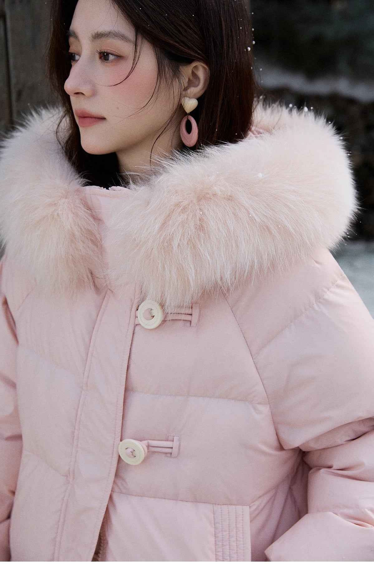 Mishow Fox Fur Collar 90% Down Long Coat MXD112Y0070