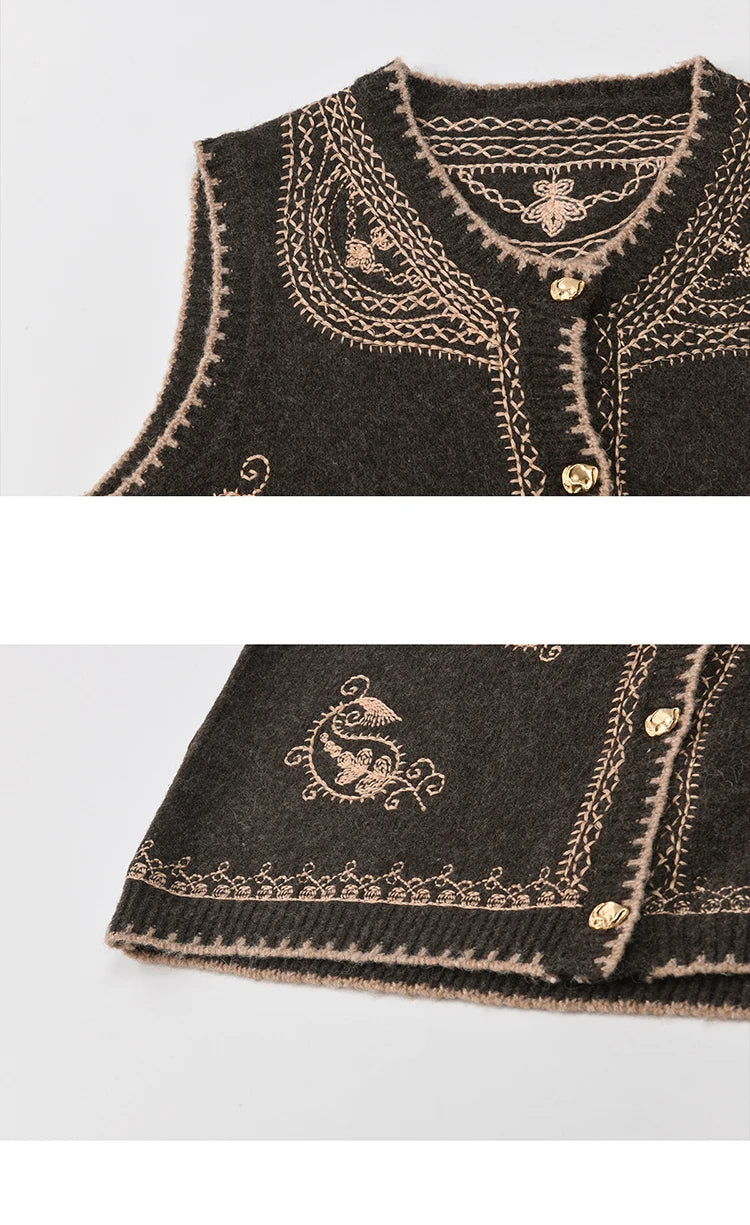 Mishow Patterned Embroidered Crew Neck Vest MXE86Z2745