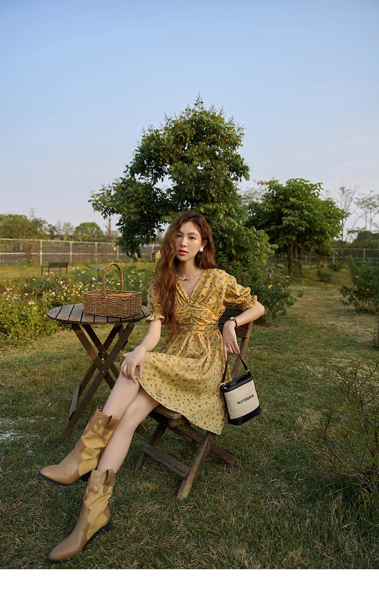 Mishow Retro Puff Sleeve V-Neck Shirring Dress MXC33L1374