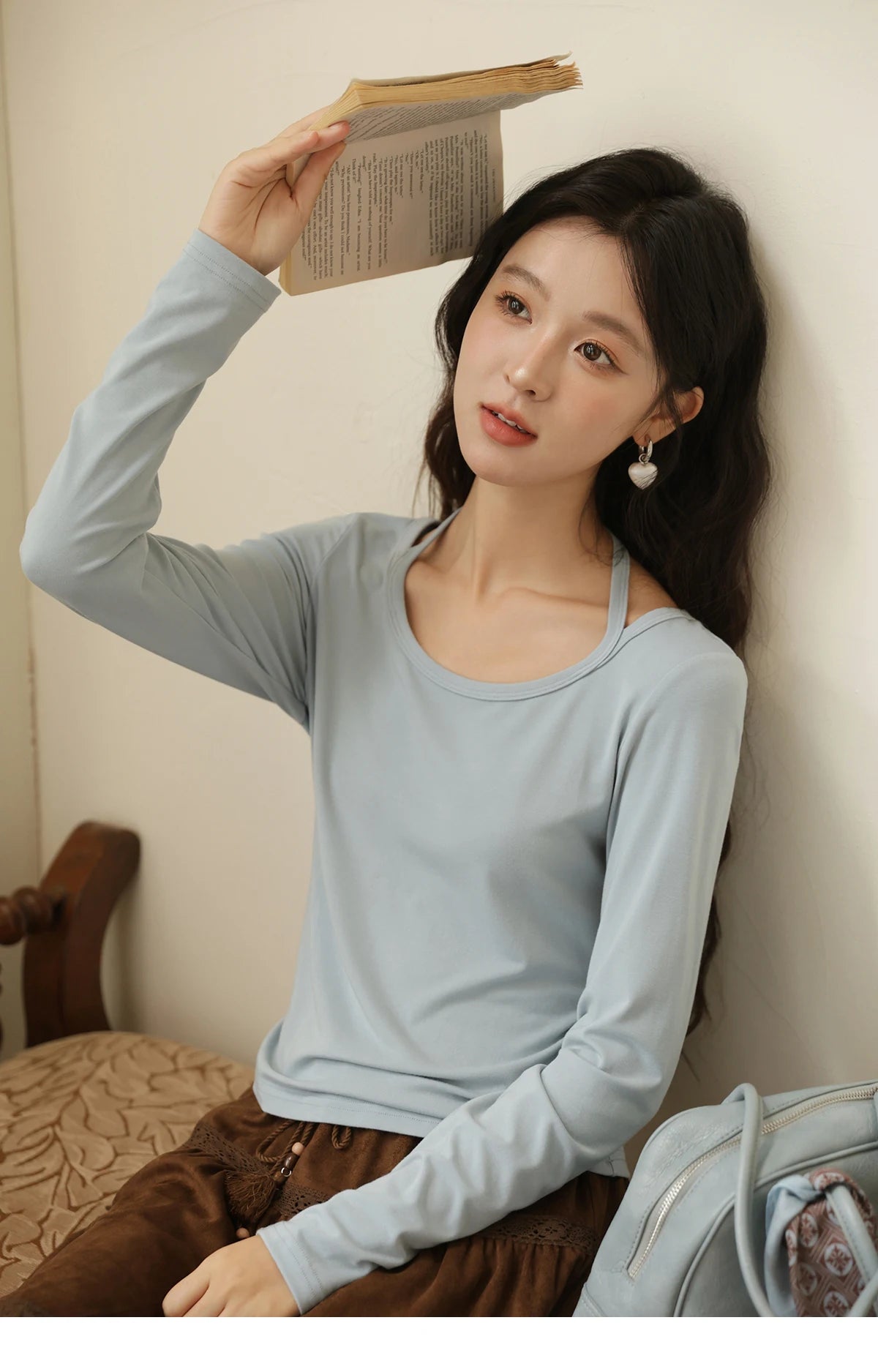 Mishow Hanging Neck Strap Pleated Waist Top MXE42T0720