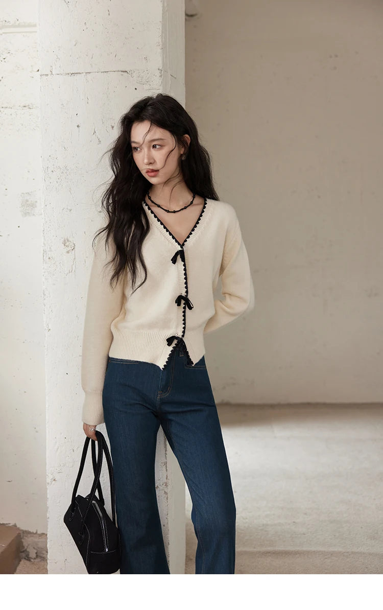 Mishow V-Neck Bow Detail French Cardigan MXD34Z0938