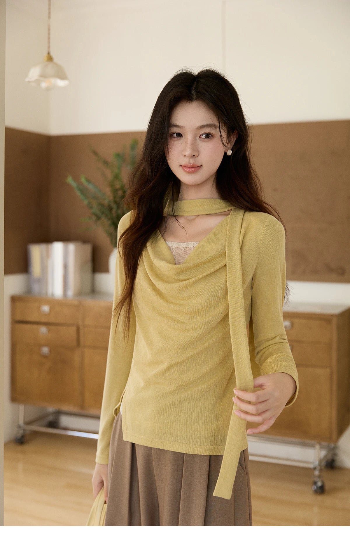 Mishow Yellow Lace Splicing Ribbon Collar Top MXF108Z1030