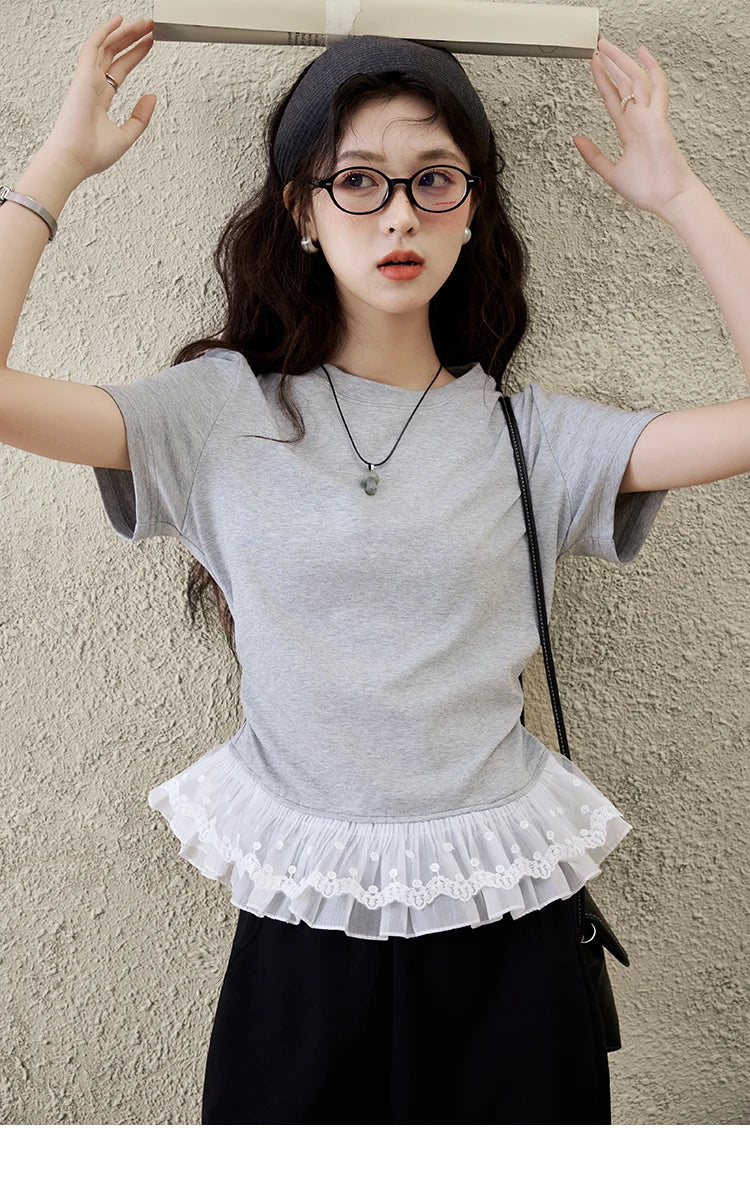 Mishow Lace Hem Splicing Round Neck Tee MXE31T0528