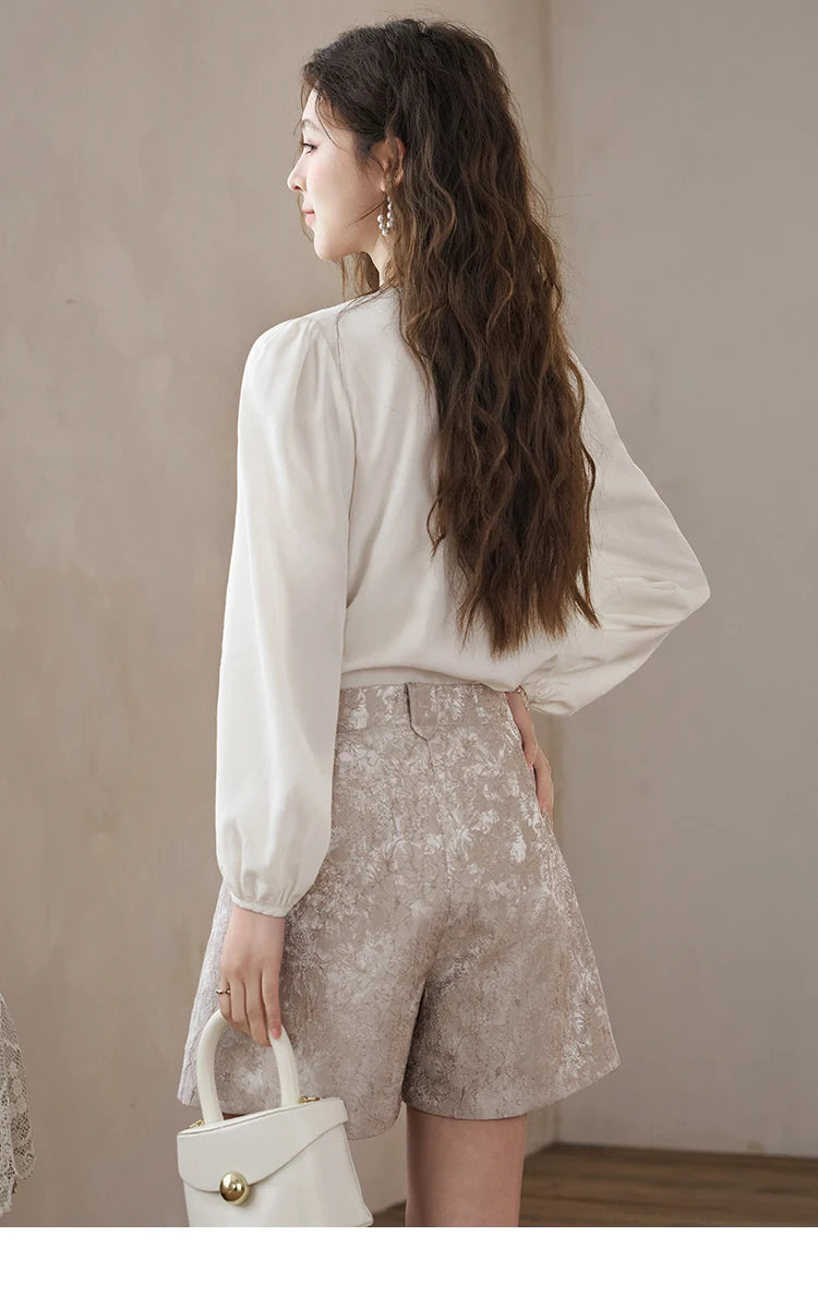 Mishow Palace Style Metal Flower Button Jacquard Shorts MXD15K0551