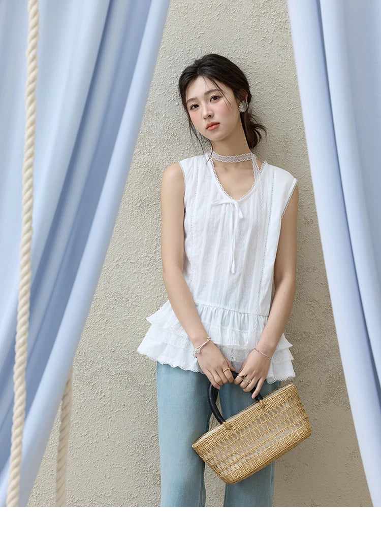 Mishow V-Neck Lace Cake Hem Tank Top MXE31X1779