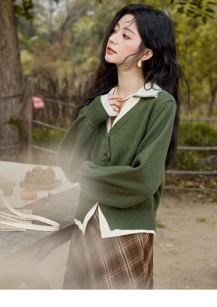 Mishow Fake Two-Piece Splicing V-Neck Cardigan MXD41Z0712
