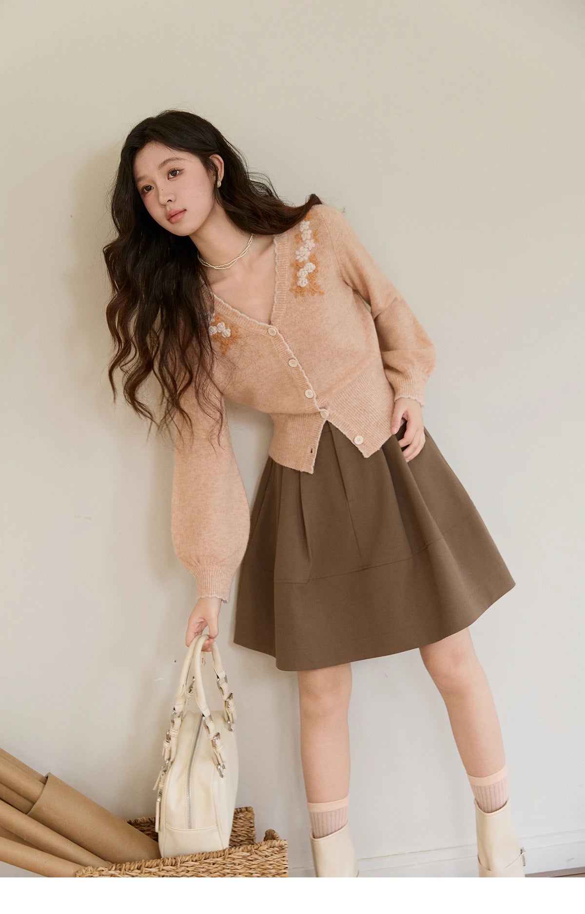 Mishow Floral Embroidery V-Neck Slim Cardigan MXF11Z2917