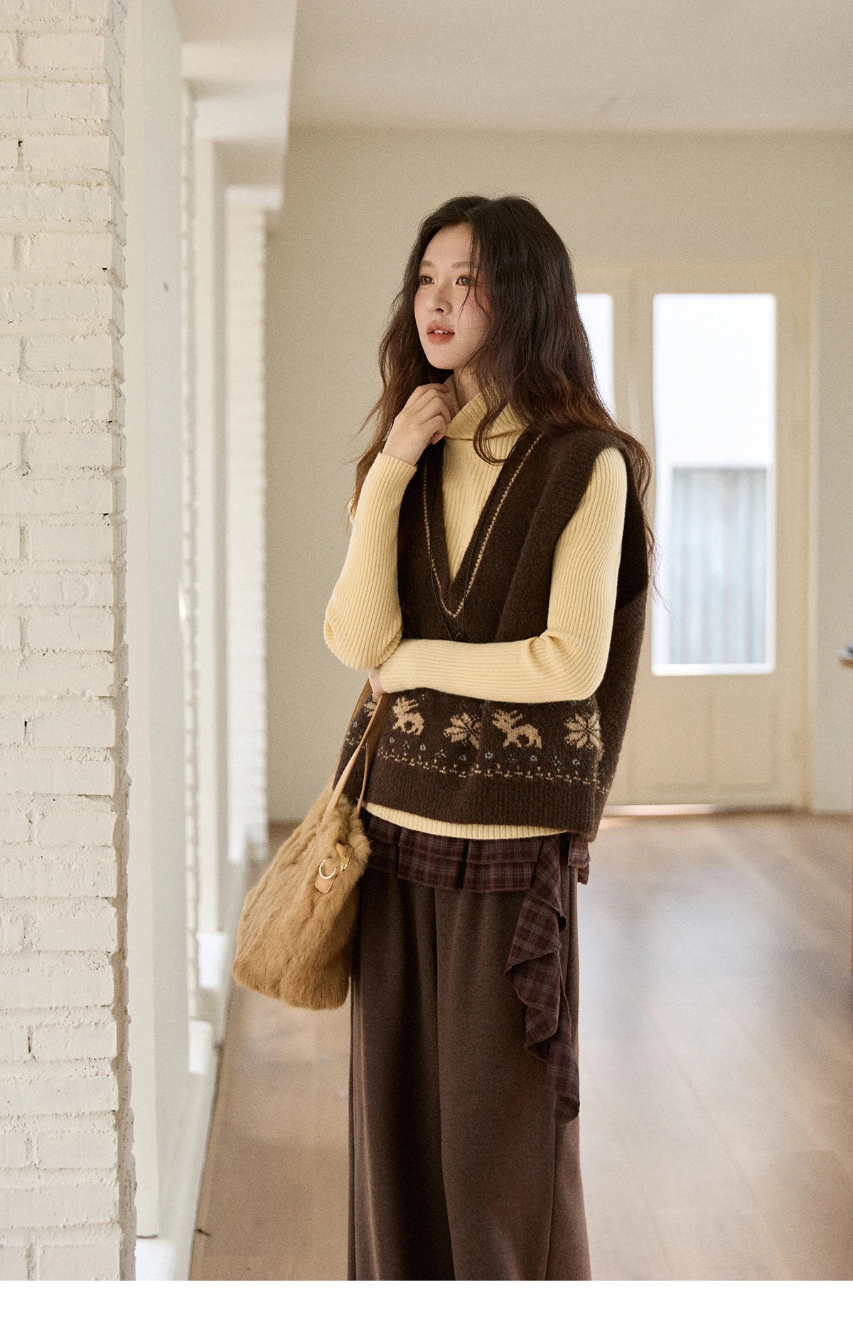 Mishow Retro Brown Jacquard V-Neck Sweater Vest MXE86Z2659