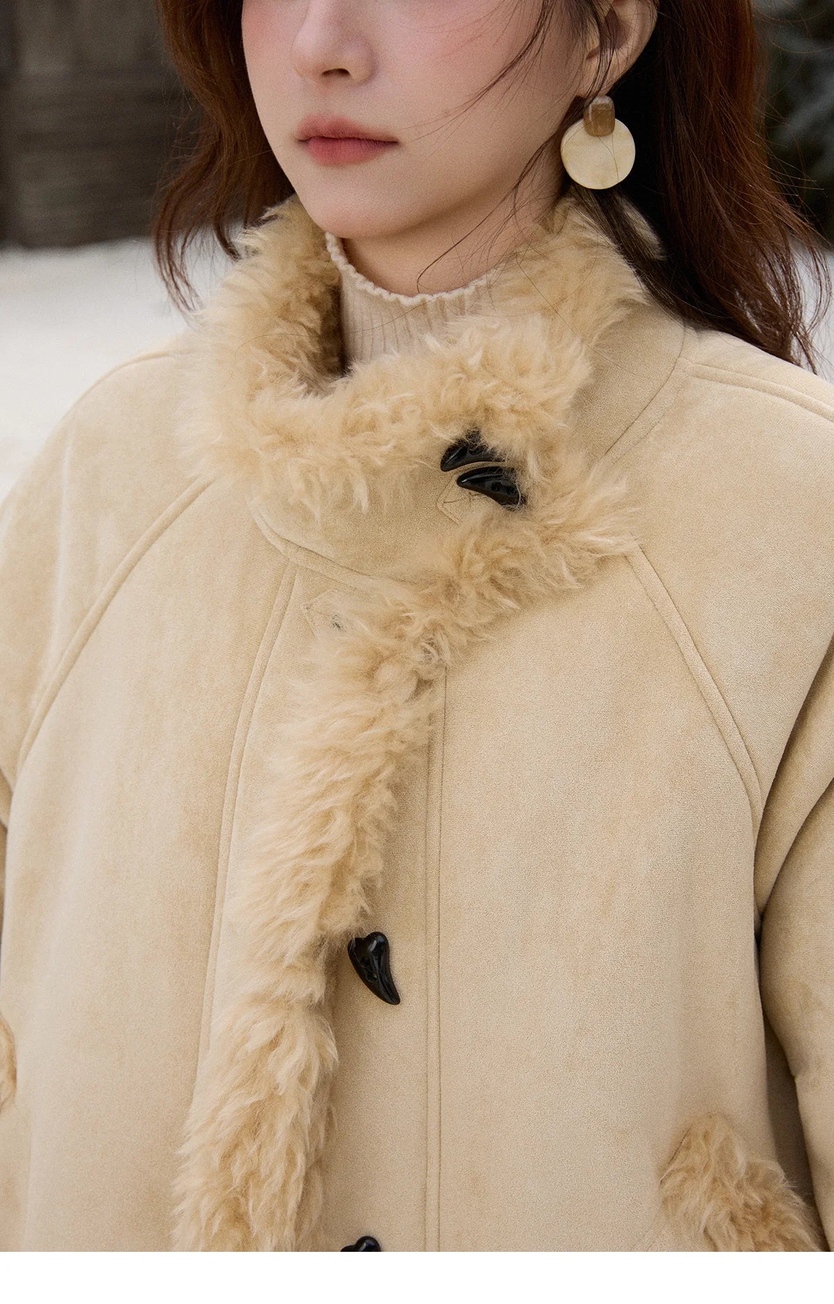 Mishow Yellow Stand-Up Collar Shearling Coat MXE92W1017