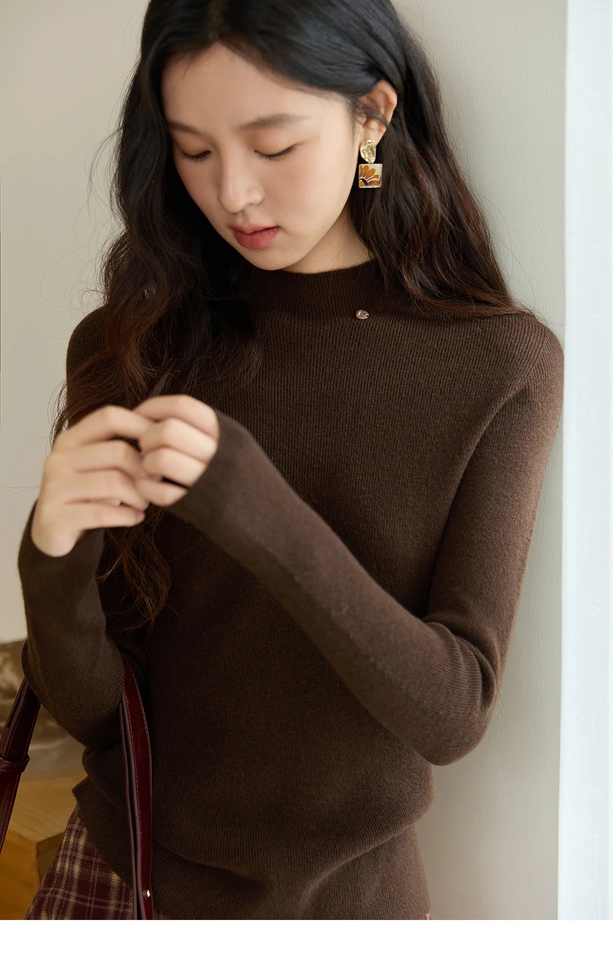 Mishow Minimalist Mock Neck Slim Pullover MXE48Z2583
