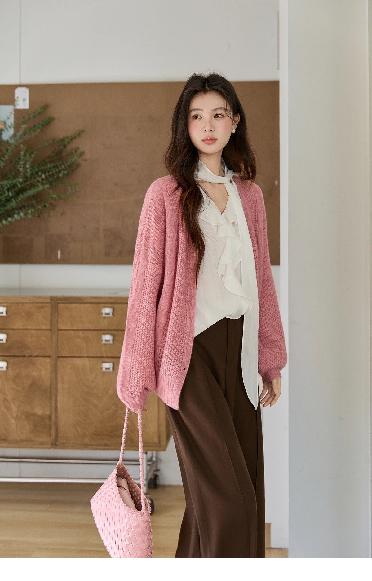 Mishow Dusty Pink V-Neck Knitted Cardigan MXF11Z2898