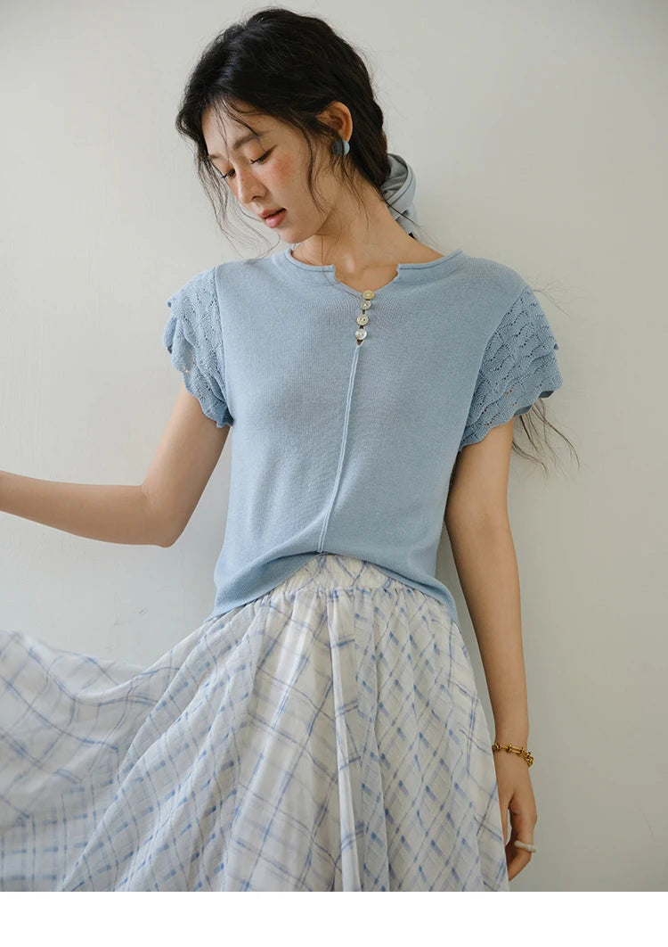 Mishow Blue Button O-Neck Wool Tee MXE34Z1262