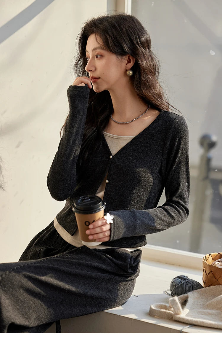 Mishow False Two-Piece Splicing Knit Top & Wide Leg Pants Set MXD35Z0877