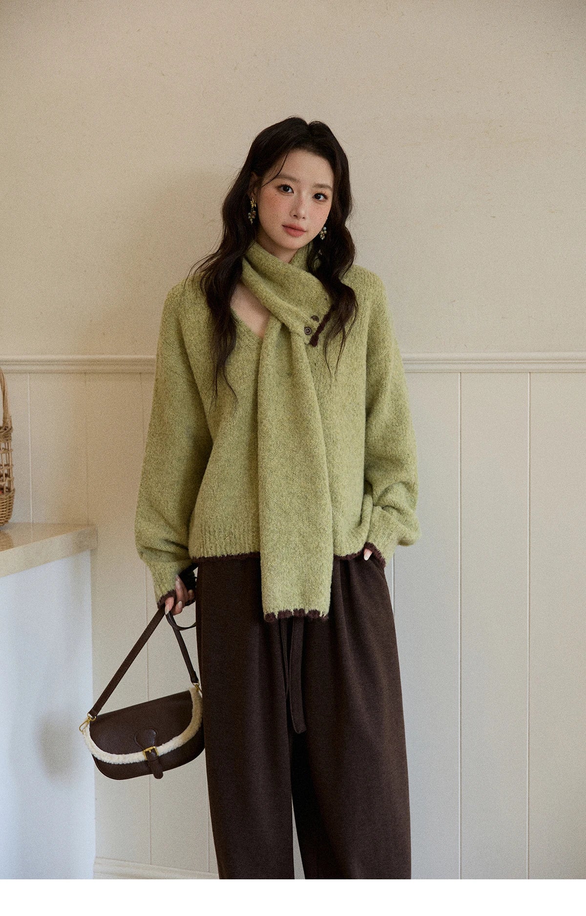 Mishow Green Detachable Scarf V-Neck Pullover MXE90Z2791