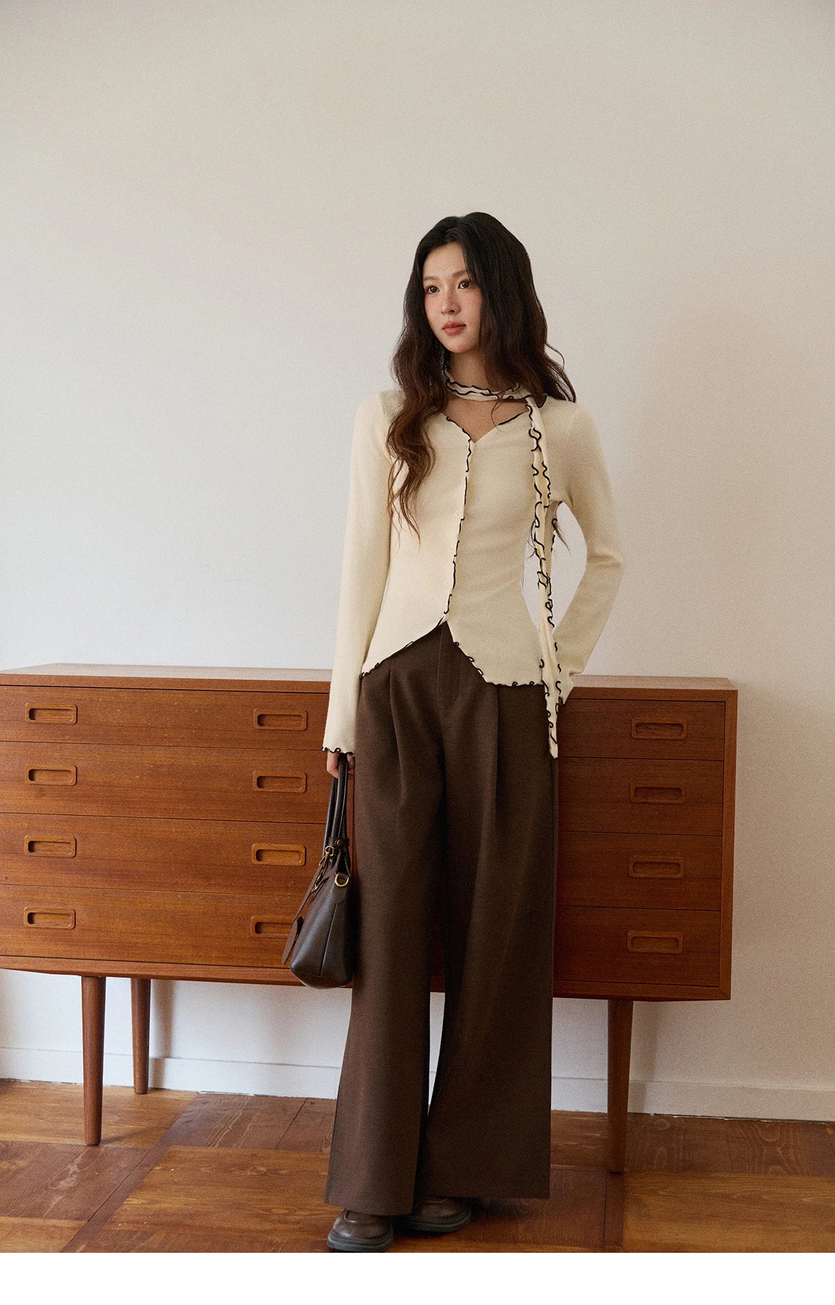 Mishow Ruffled Edge V-Neck Ribbon Knit Pullover MXE86Z2728