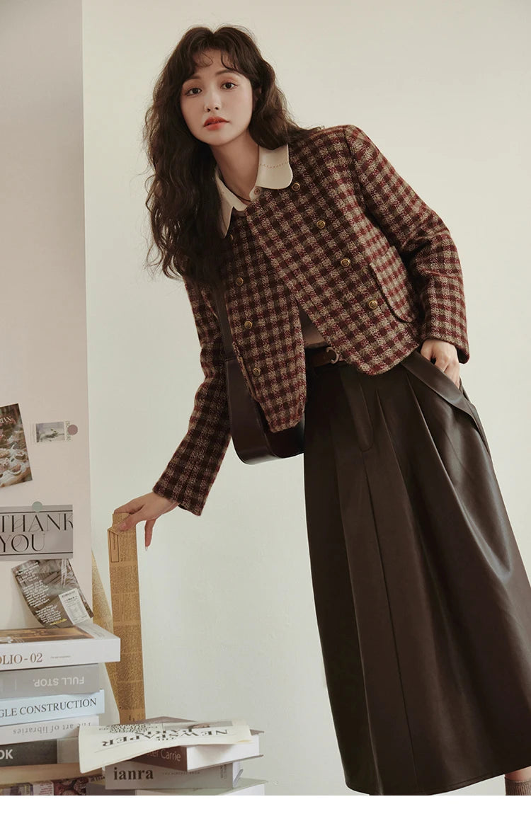 Mishow Vintage French Crop Plaid Woolen Top MXC48W0175