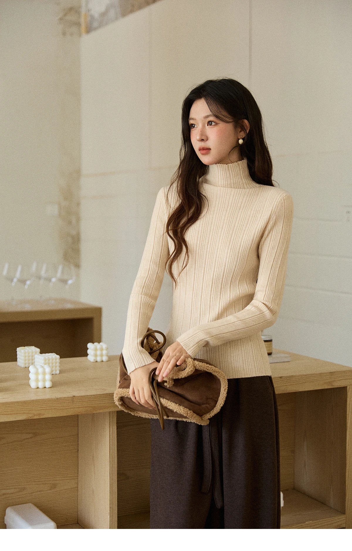 Mishow Knitted Lapel Collar Short Down Jacket MXE94Y0094