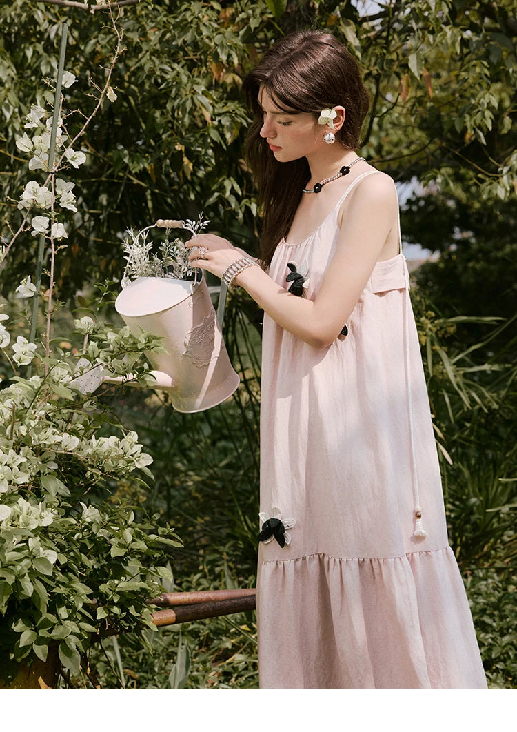 Mishow Flower Pleated High Waist Camisole Dress MXE31L2191