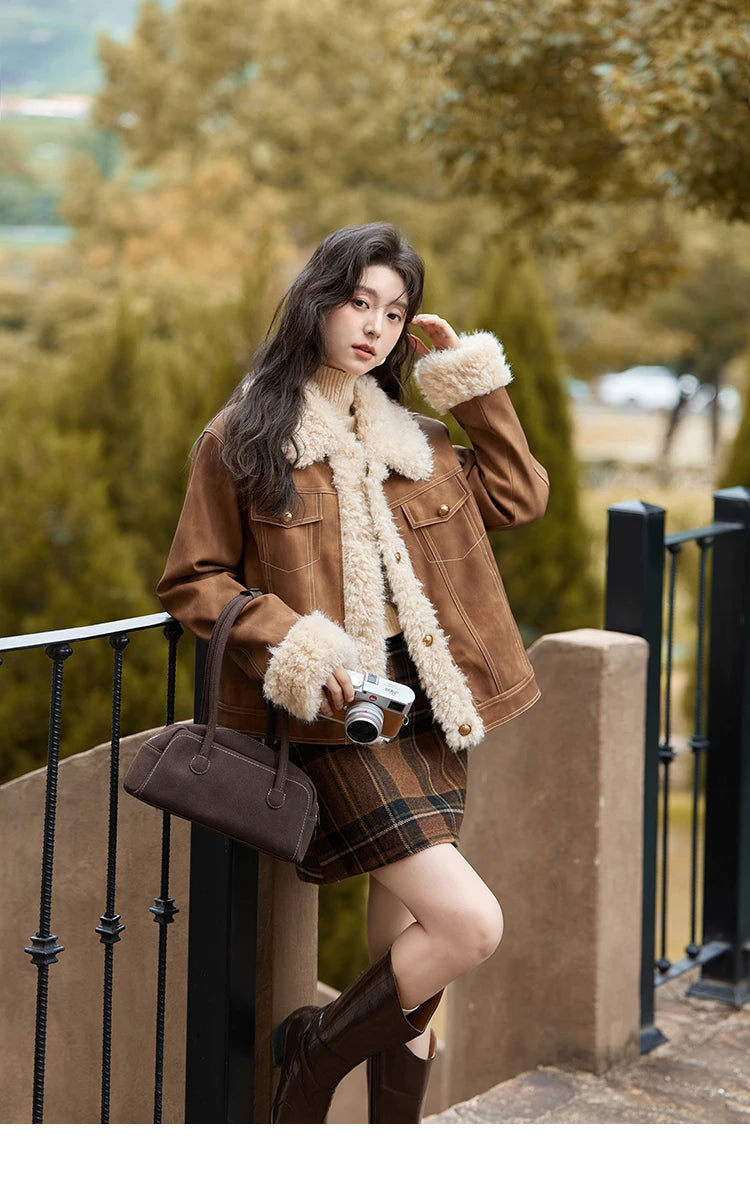 Mishow Leather Fur Lamb Wool Spliced Jacket MXD56W0538