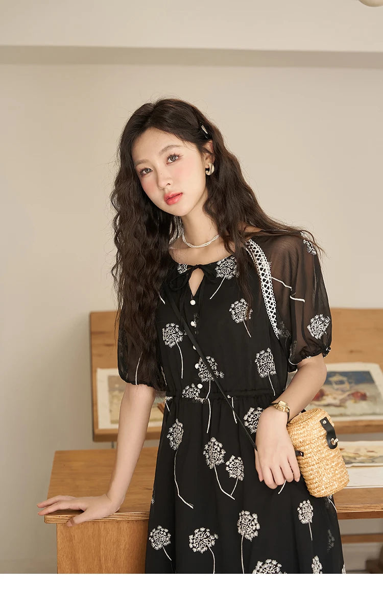 Mishow Taraxacum Black Embroidered Lace-Up Dress MXC39L1567