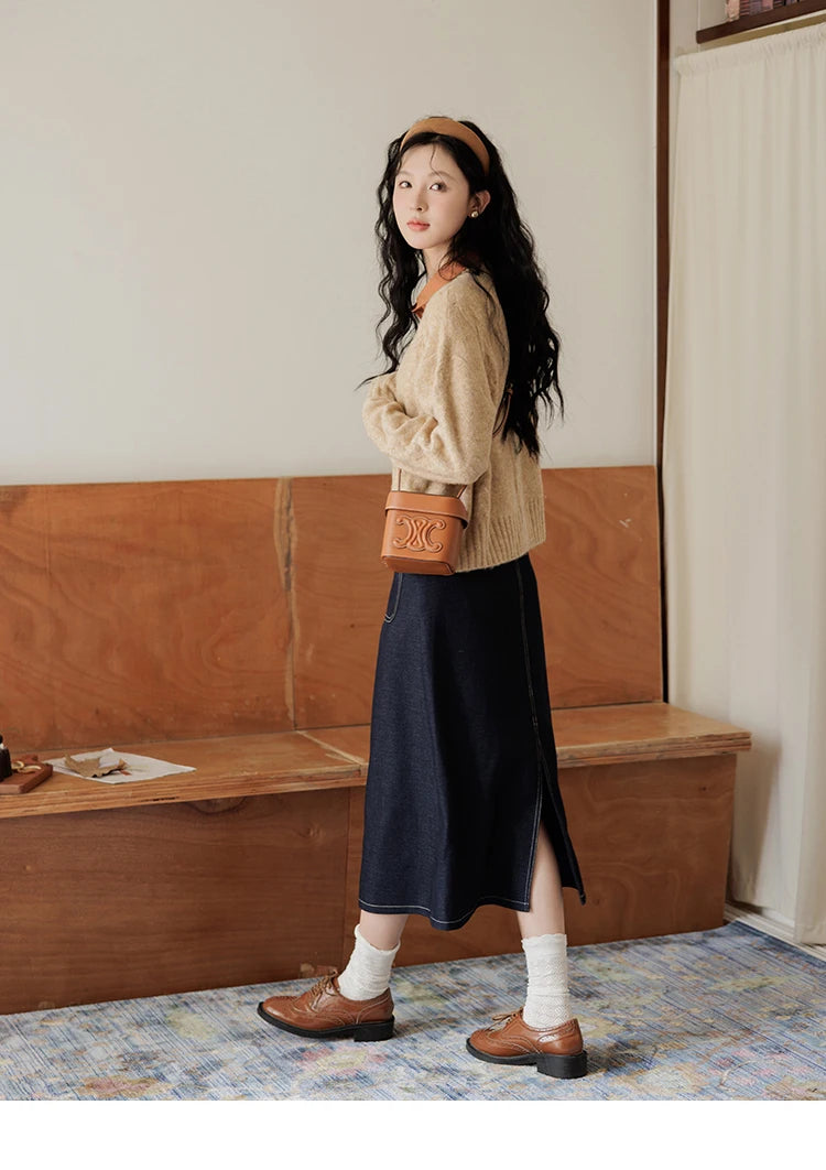 Mishow Vintage False Two-Piece V-Neck Knit Top MXD42Z0695