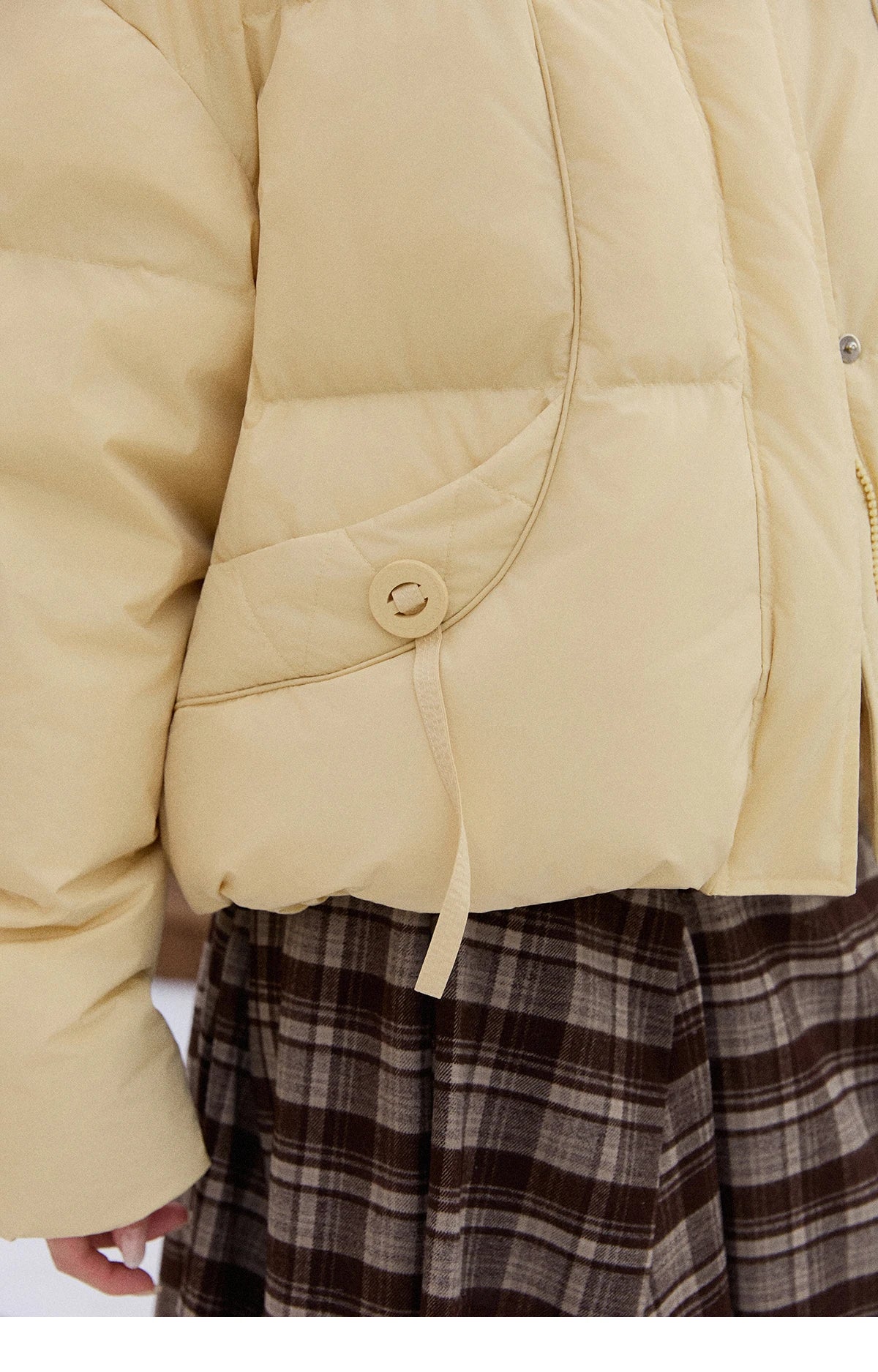 Mishow Blue Turn-Down Collar Short Down Jacket MXE51Y0083