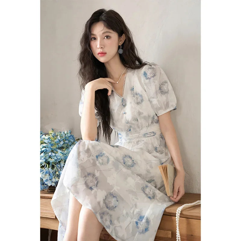 Mishow Taraxacum Print V-Neck Puff Sleeve Dress MXC39L1555