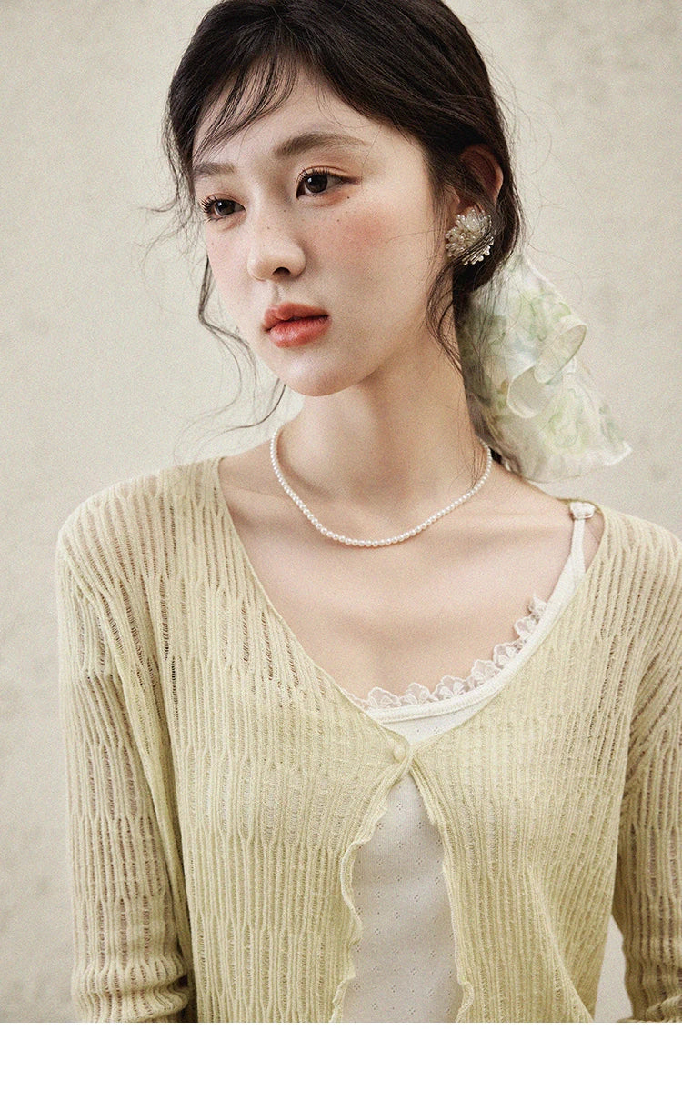 Mishow Casual V-Neck Slim Knit Cardigan MXE16Z1193