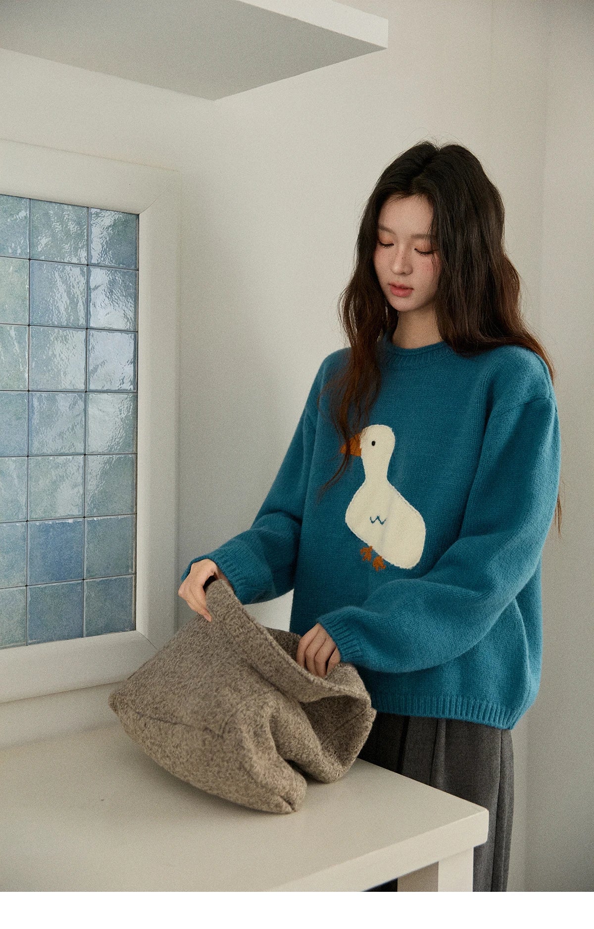 Mishow Peacock Blue Jacquard Loose Sweater MXE86Z2751