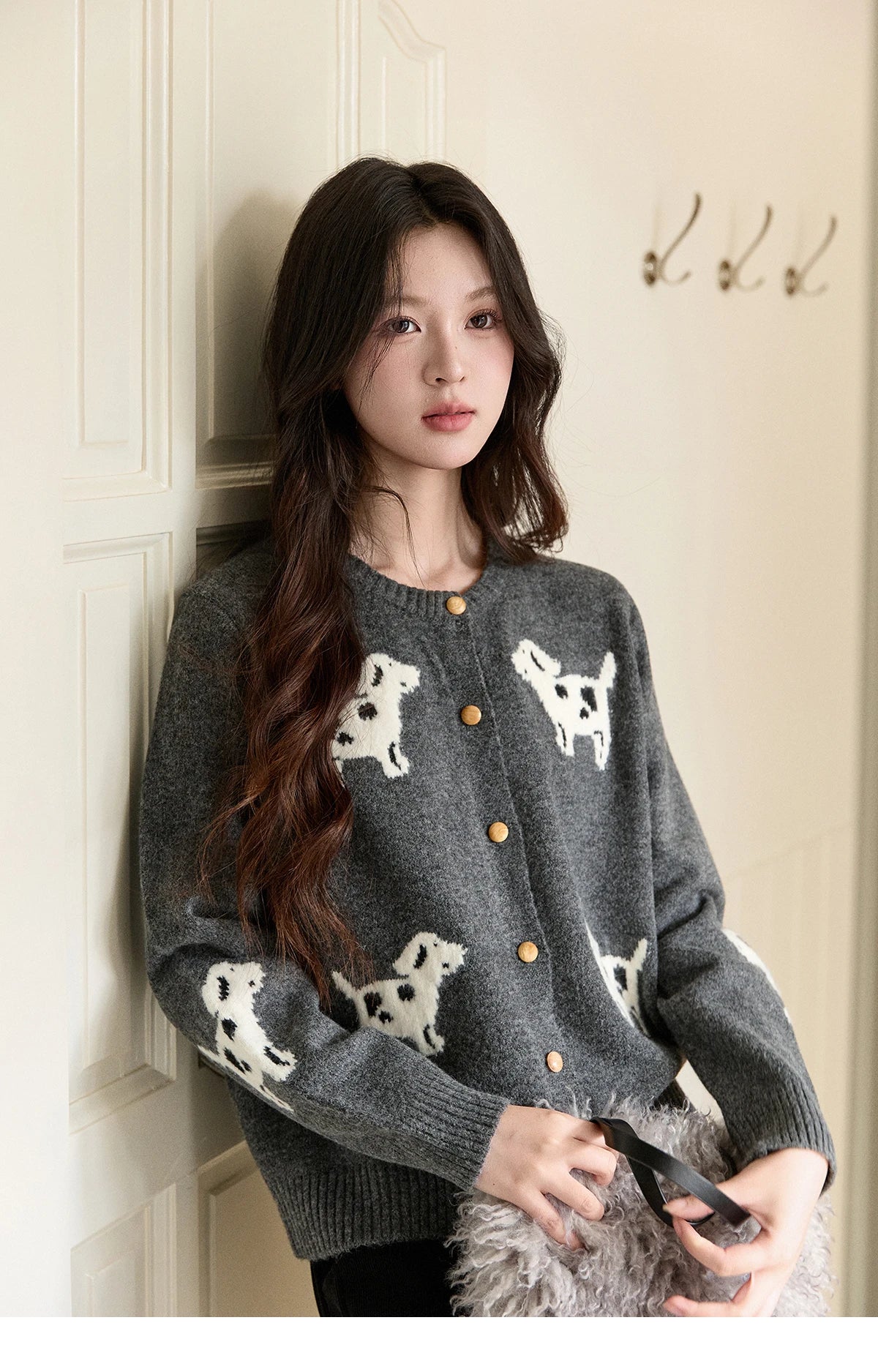 Mishow Puppy Jacquard Crew Neck Cardigan MXE93Z2950