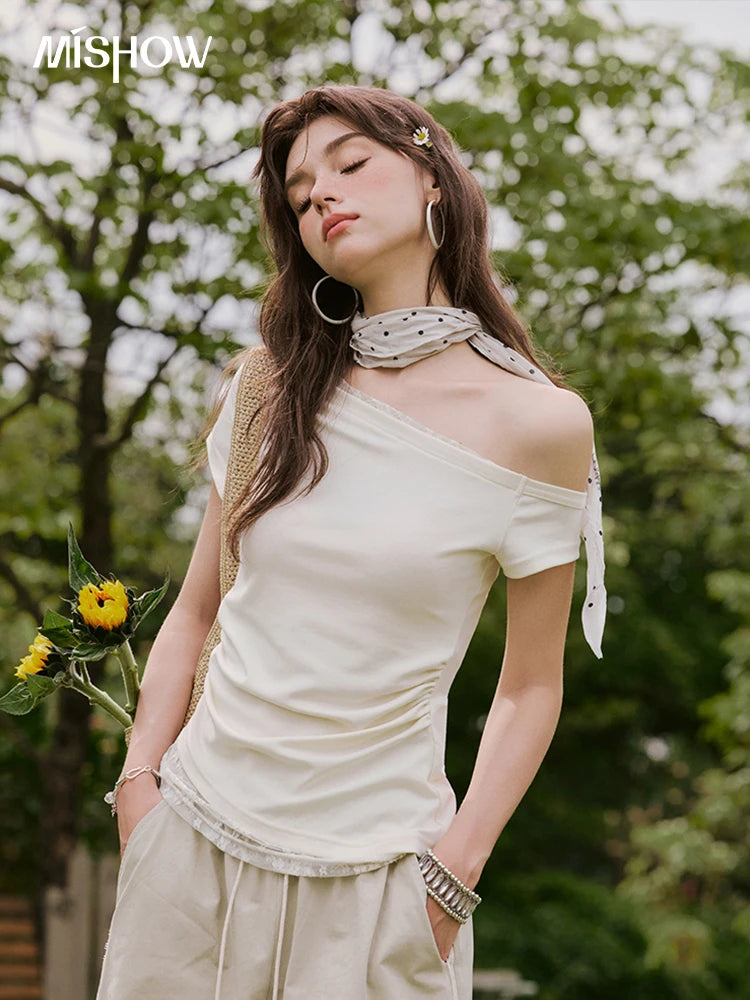 Mishow Skew Collar Off-Shoulder Lace Tee MXE31T0503