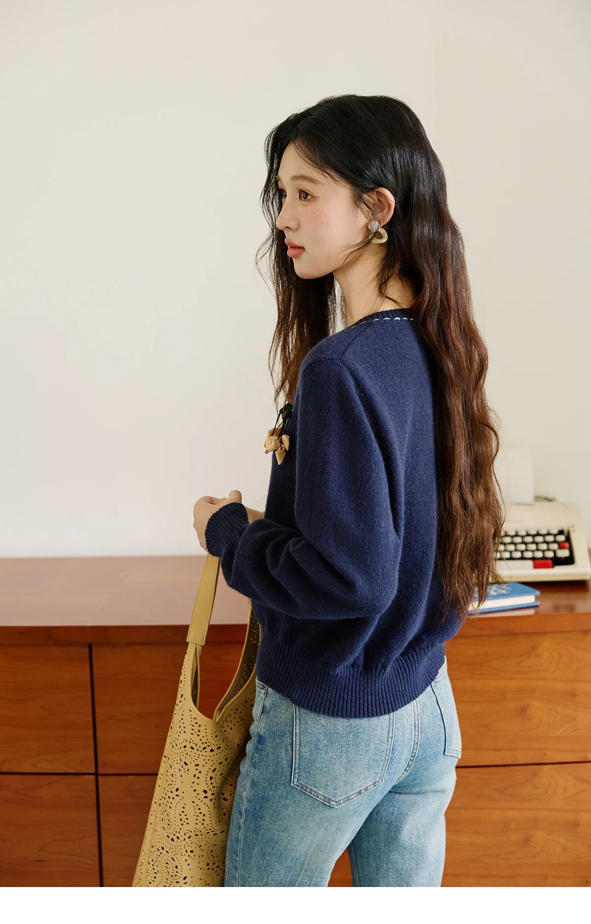 Mishow Bow Placket Lantern Sleeve Cardigan with Brooch MXE45Z1377