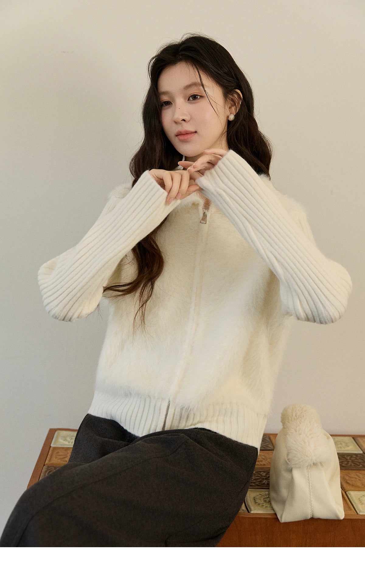 Mishow White Faux Fur Fake Two-Piece Zipper Cardigan MXE94Z2992