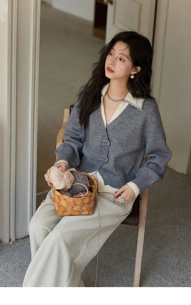 Mishow Fake Two-Piece Splicing V-Neck Cardigan MXD41Z0712