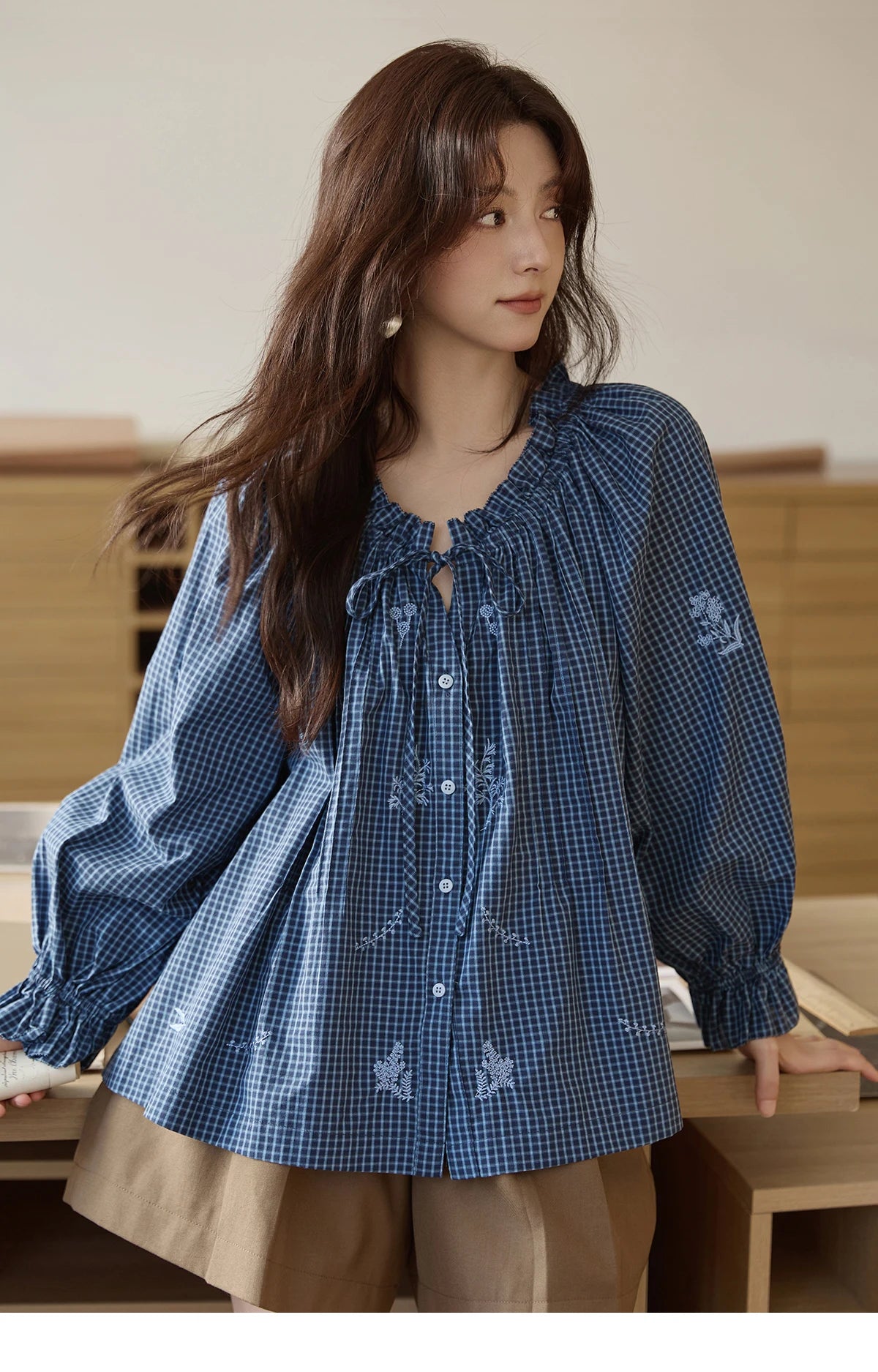 MISHOW Blue Plaid Embroidered Shirt Black Fungus Edge Collar MXE44X2467