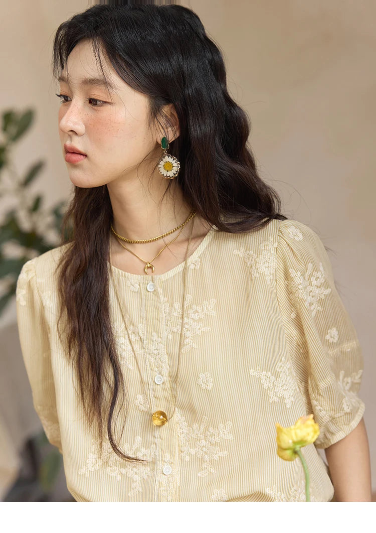 MISHOW French Retro Embroidered Floral Blouse Round Neck Puff Sleeve MXE36X1874