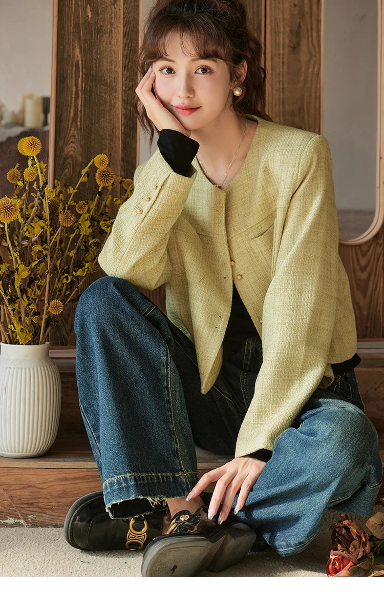 Mishow Retro Round Neck Gold Button Jacket MXC44W0072