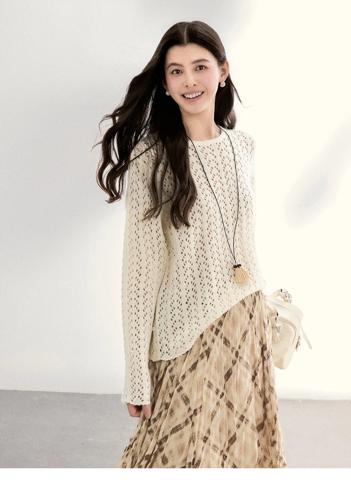 Mishow Beige Hollow Crew Neck Sweater MXF13Z3017