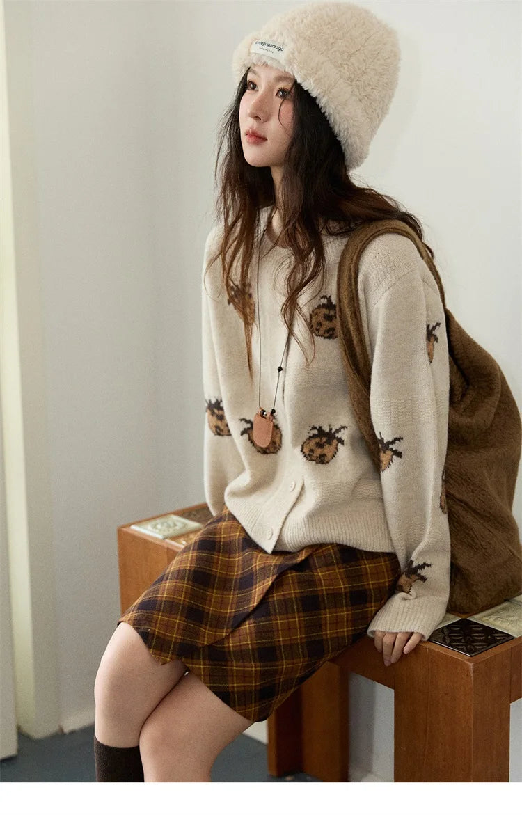 Mishow Funny Pineapple Jacquard Round Neck Cardigan MXE87Z2752