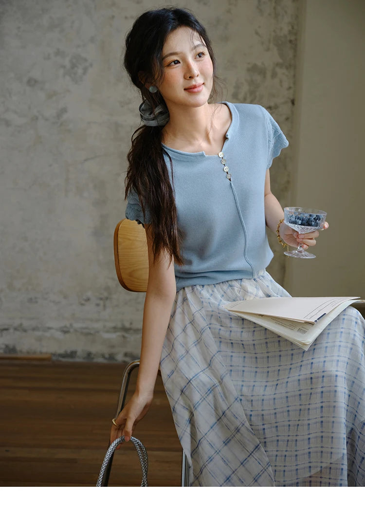 Mishow Blue Button O-Neck Wool Tee MXE34Z1262