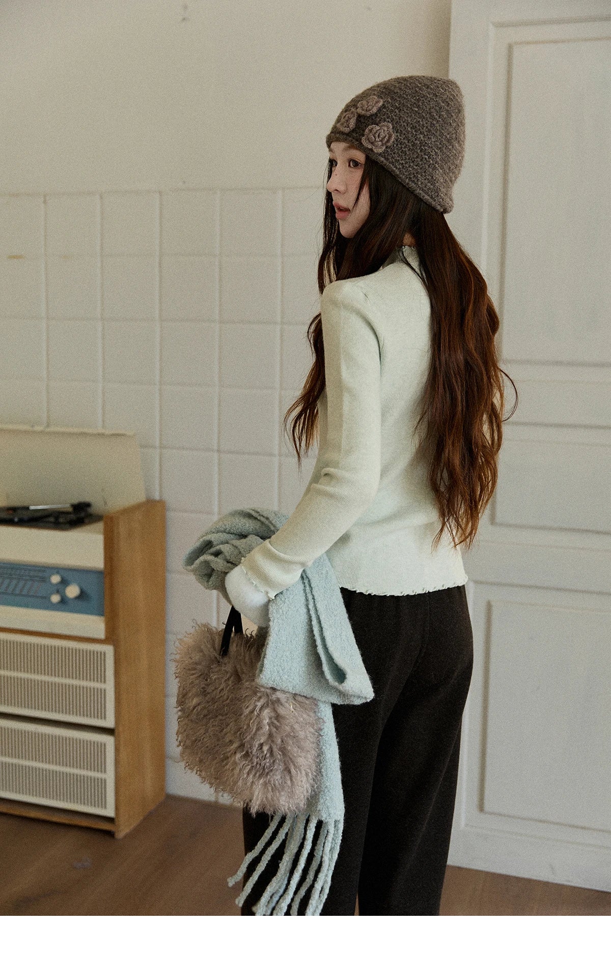 Mishow Ruffled Turtleneck Slim Knit Top MXE91Z2826