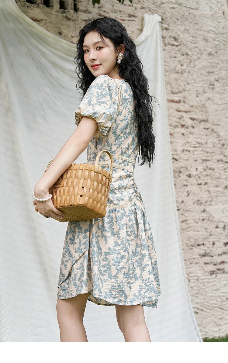 Mishow French Vintage Bubble Sleeve Lace Dress MXD24L1730