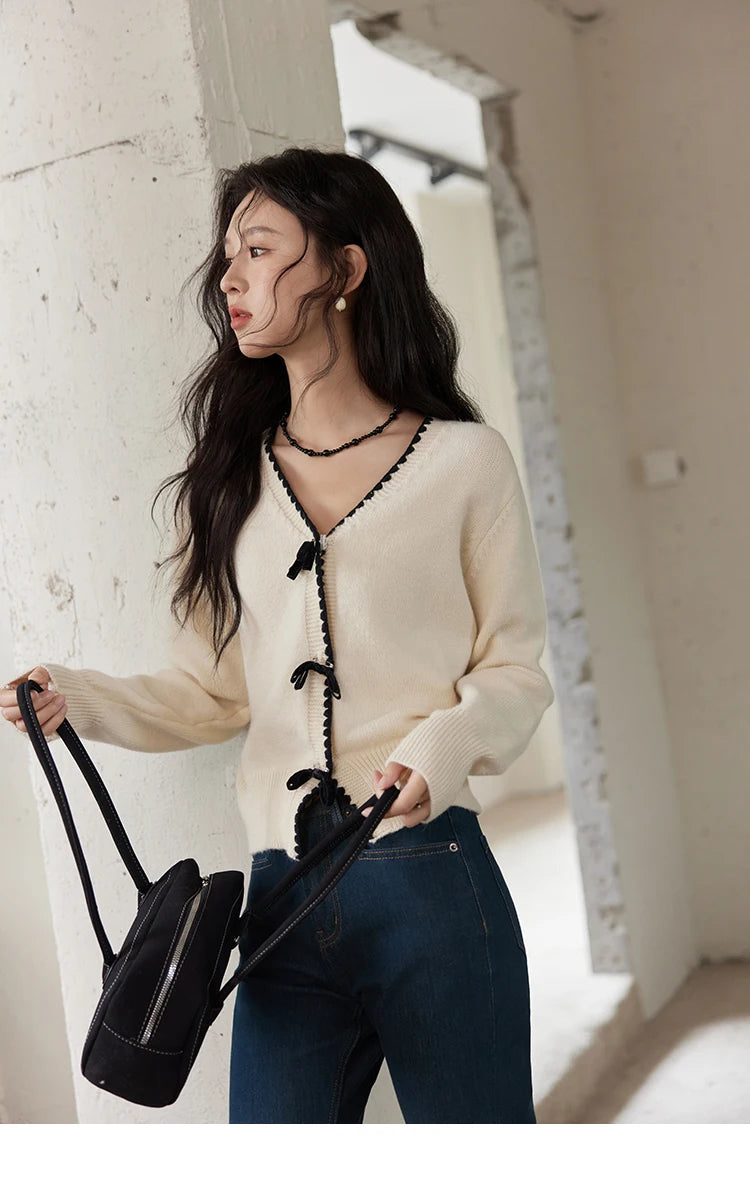 Mishow V-Neck Bow Detail French Cardigan MXD34Z0938