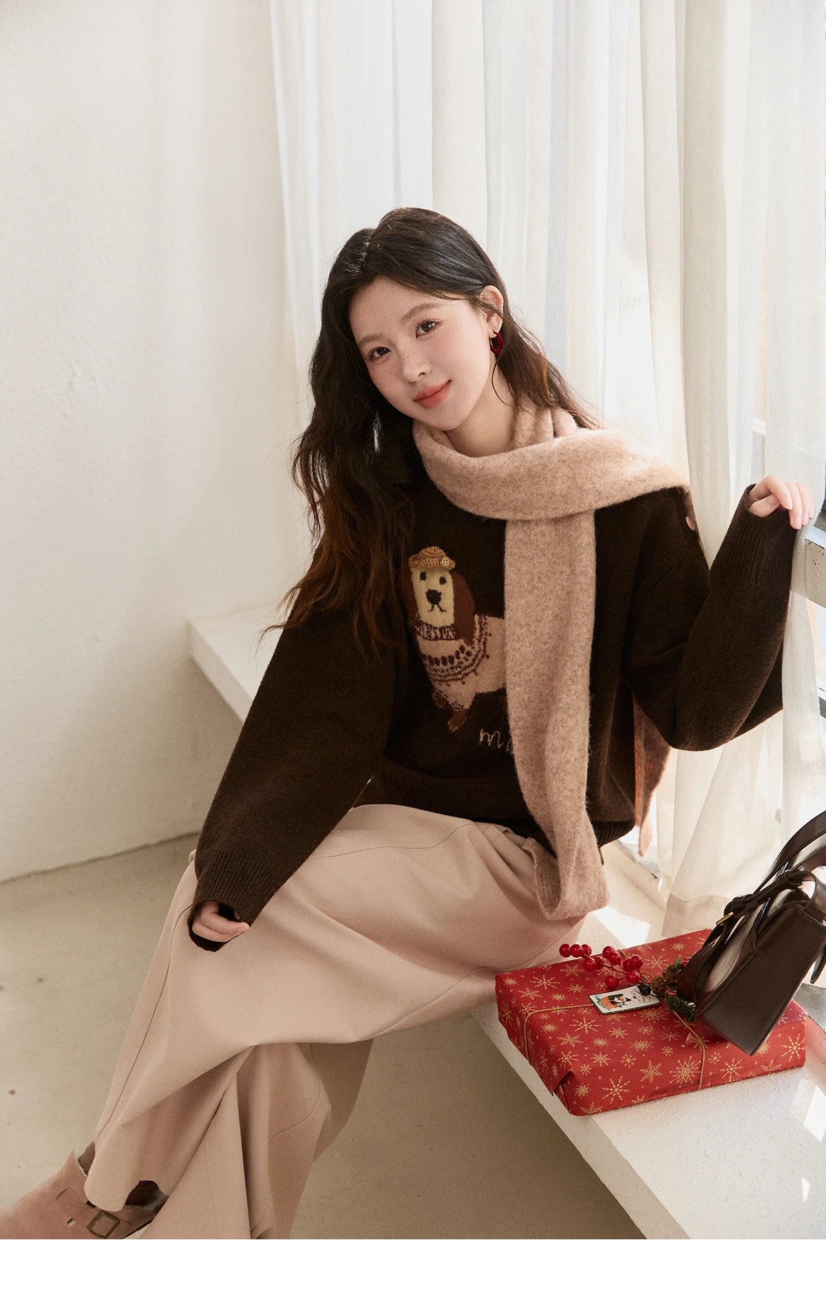 Mishow French Crew Neck Dog Jacquard Pullover MXE94Z2890