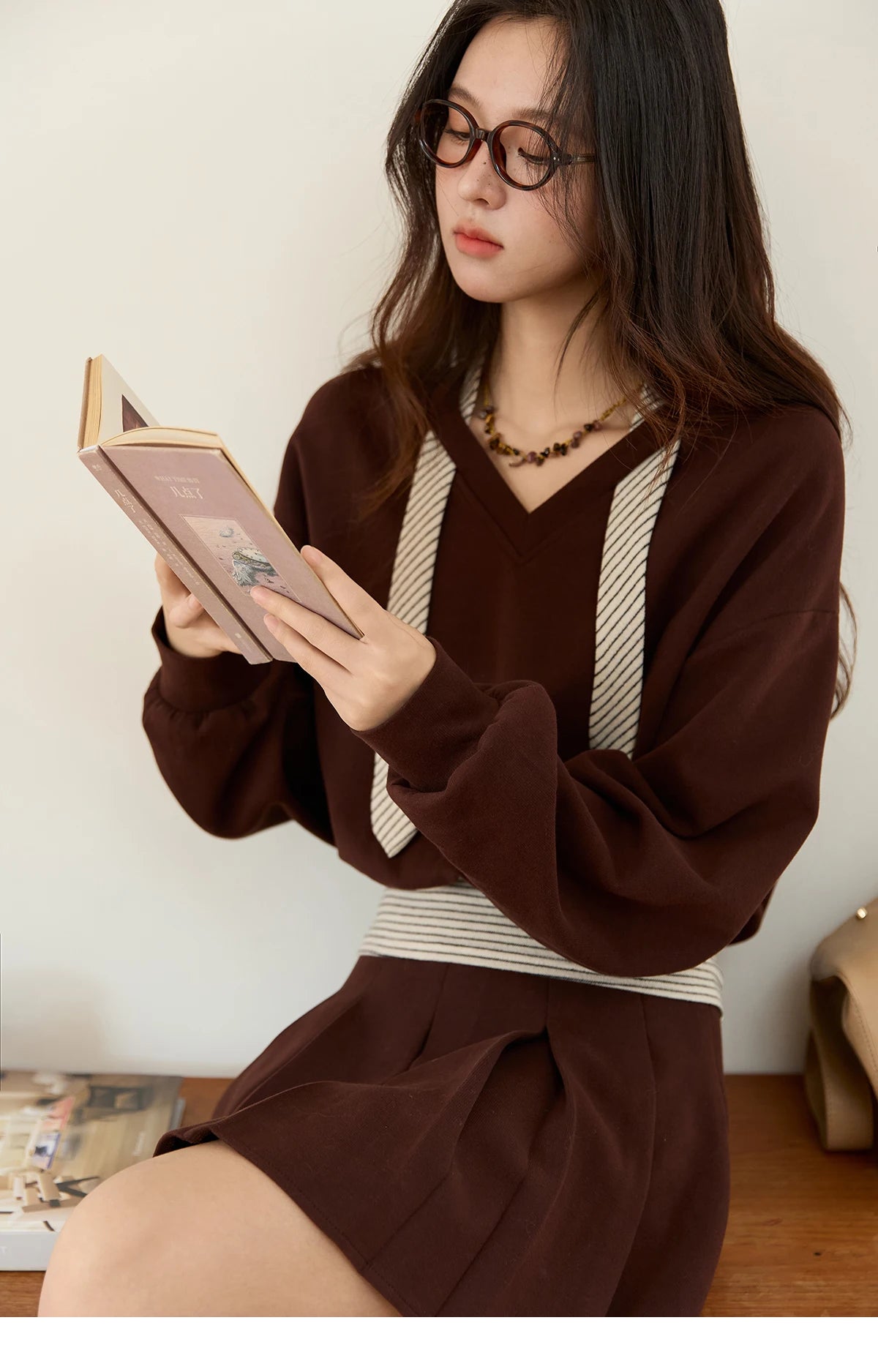 Mishow Retro Brown V-Neck Sweatshirt & Pleated Skirt Suit MXE47T1415